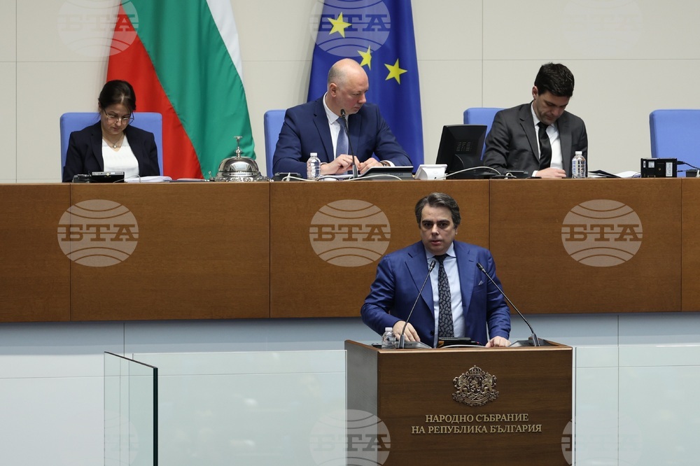 Парламент - заседание - Асен Василев