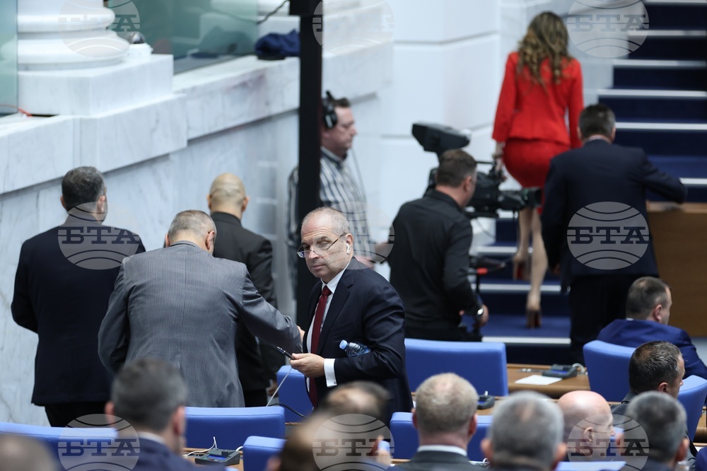 Парламент - заседание - Гроздан Караджов