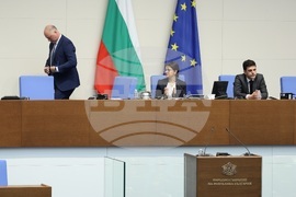 Парламент - заседание - Росен Желязков