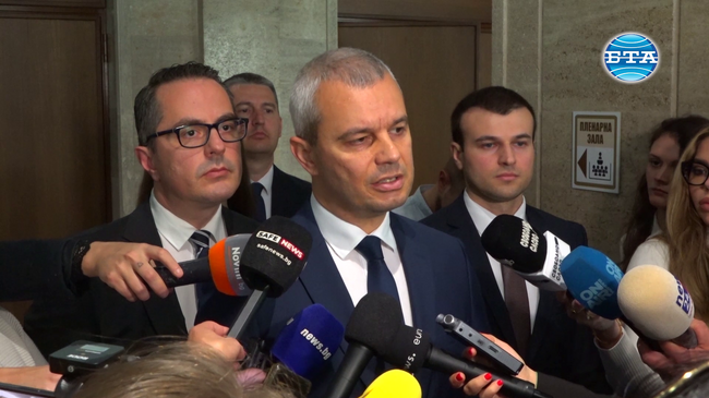 Оставката на Росен Желязков трябваше бъде гласувана отдавна заради системни нарушения, които обаче бяха извършвани с ПП-ДБ, коментира Костадин Костадинов