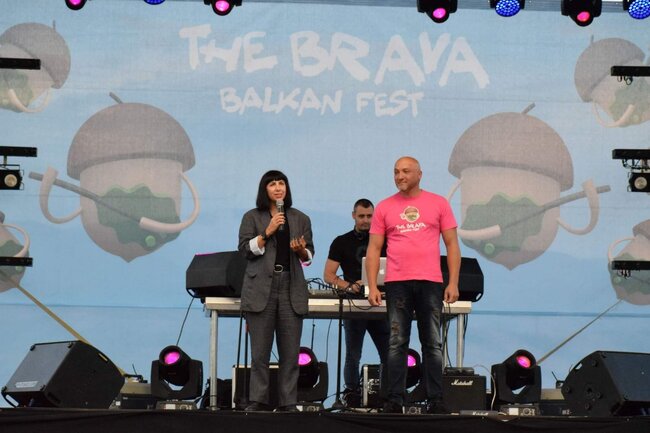 Различна, но не по-малко атрактивна се оказа първата вечер от тазгодишното издание на The Brava Balkan Fest