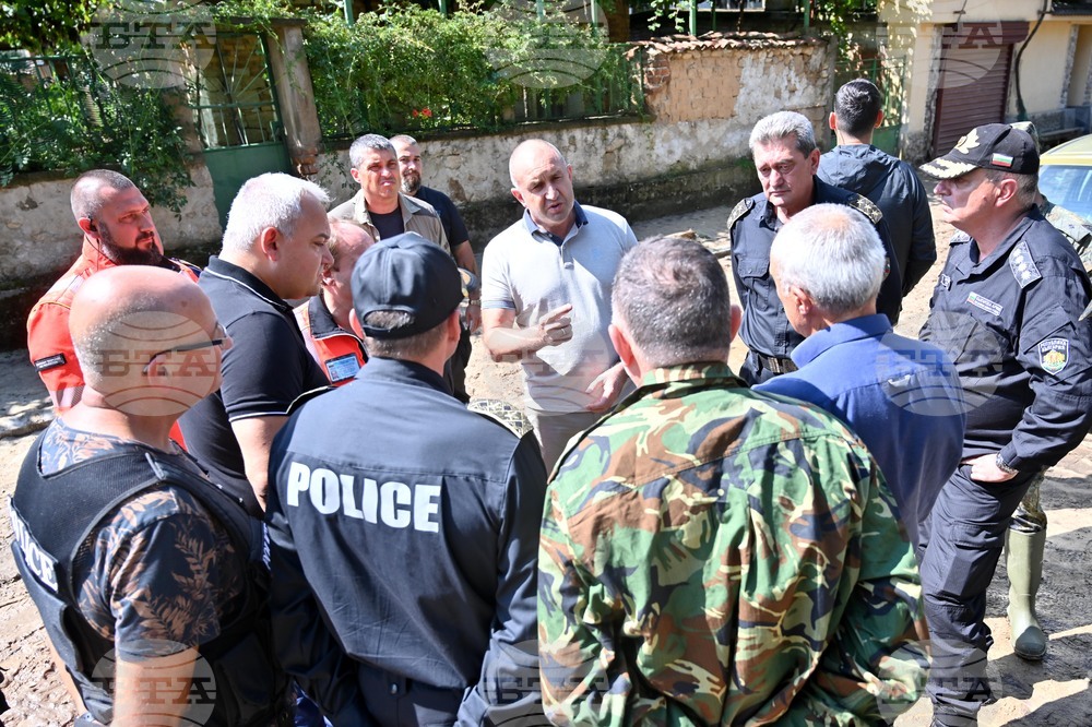 Село Каравелово - Румен Радев - наводнение - посещение