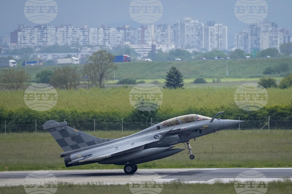 Съюзниците от НАТО ще продължат да наблюдават въздушното пространство на Хърватия поне до края на годината, заяви министърът на отбраната