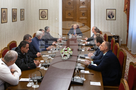 Президентство - Румен Радев - енергетици - среща