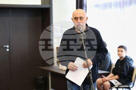 Бургас - Апостол Карамитев - книга „Рицарят на доброто“ - представяне