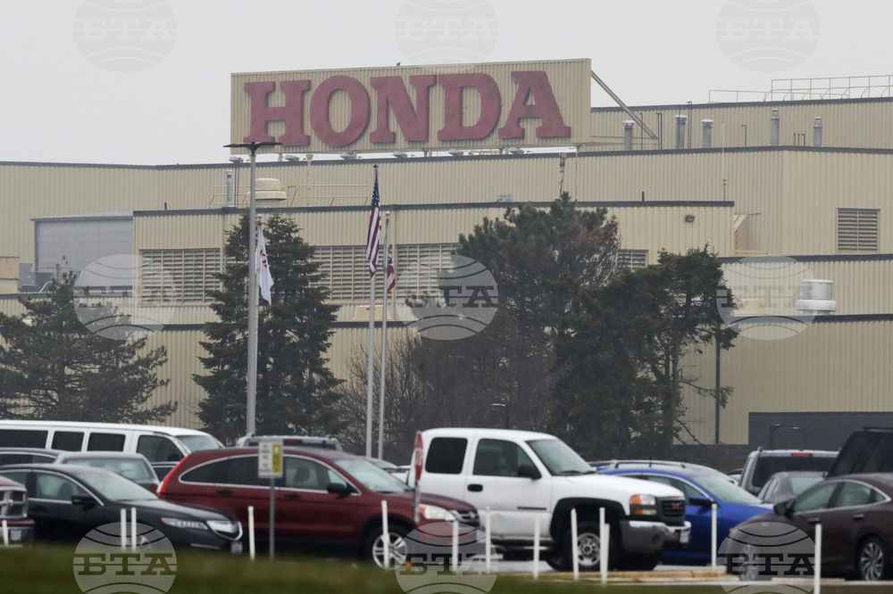 „Хонда“ възобновява редовно производство в северноамериканските си заводи след прекъсвания в доставките на чипове