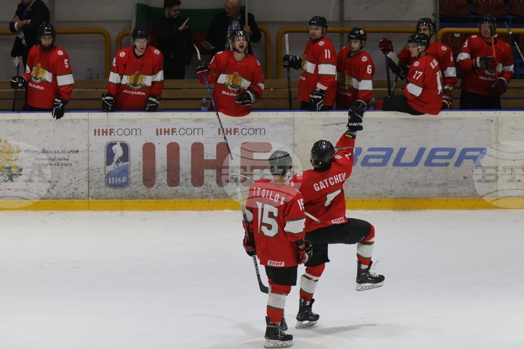 Националният отбор на България по хокей на лед за младежи