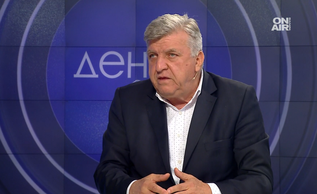 Манол Генов: В 49-ия парламент БСП единствена не влезе в задкулисни договорки