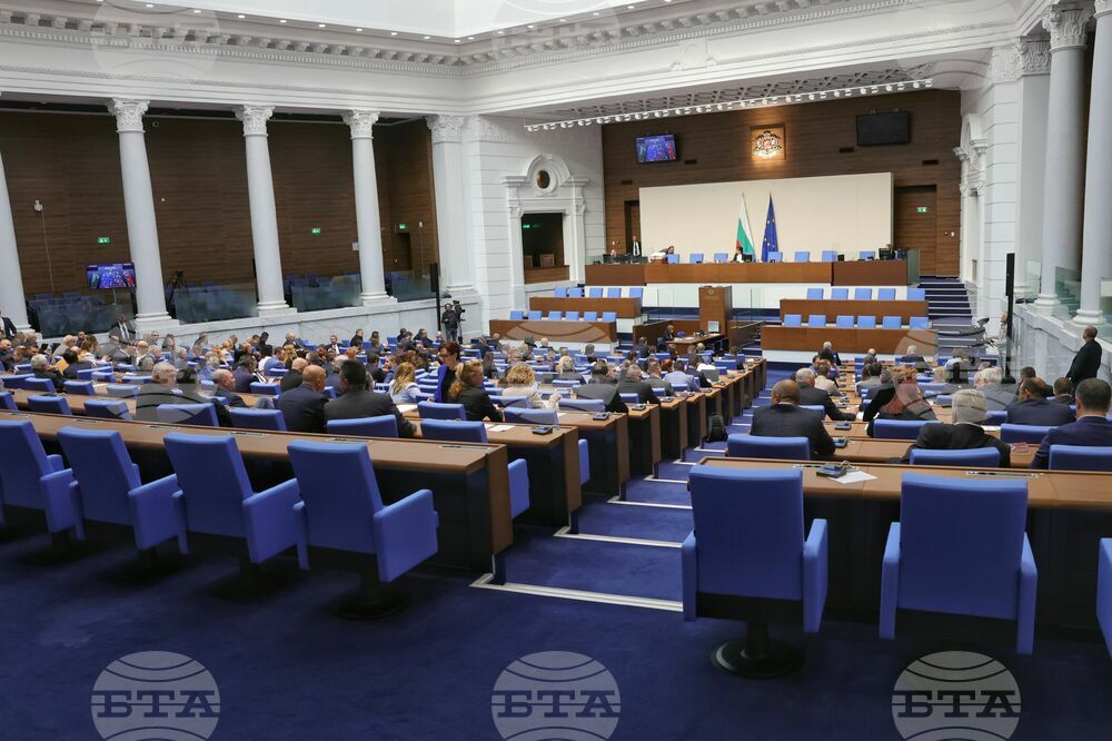 Парламентът обсъжда на извънредно заседание осъвременяването на пенсиите от 1 юли