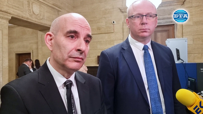 "Възраждане" регистрира в ЦИК листата си с кандидати за членове на Европейския парламент