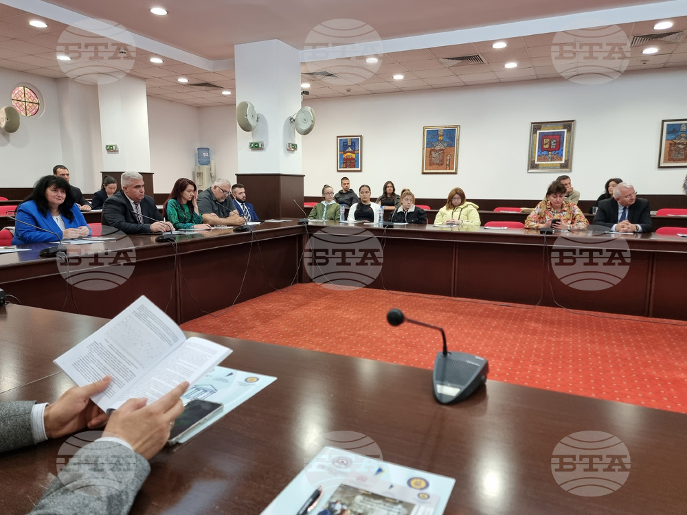 Университет за национално и световно стопанство (УНСС) - доклад - административен капацитет