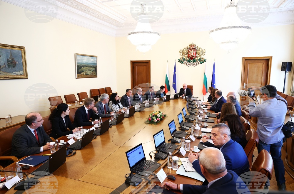 Caretaker Government Appoints 6 New Regional Governors