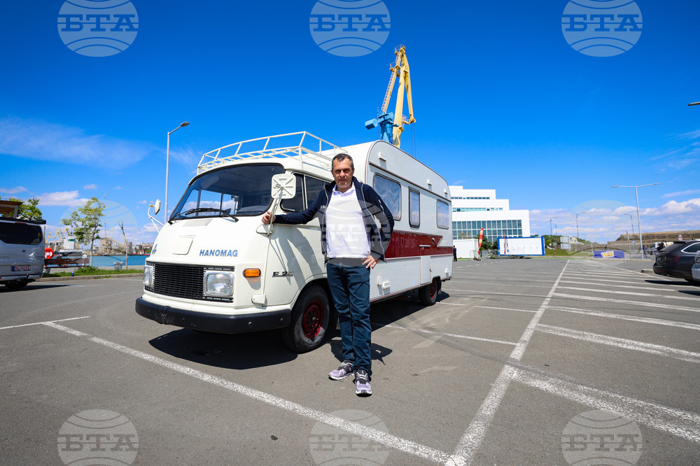 Бургас - ретро кемпер