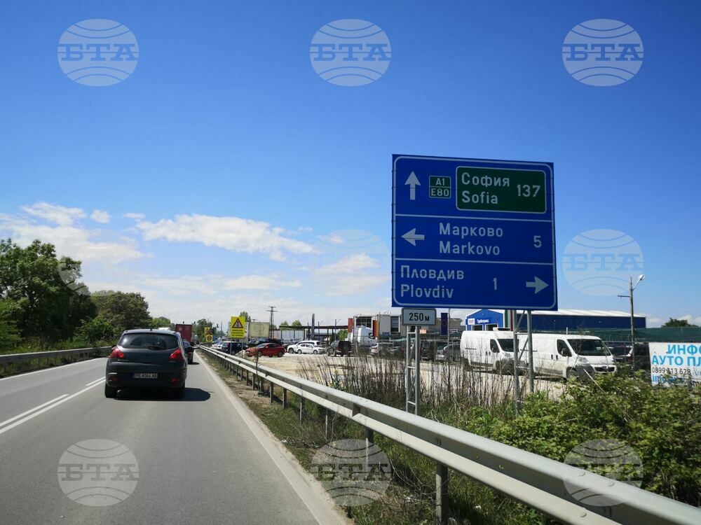 Аварирал камион причини километрично задръстване на околовръстния път на Пловдив