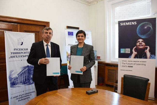 Русенският университет получи безвъзмездно дарение от Siemens