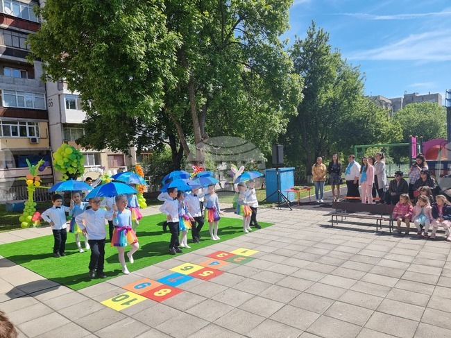 Разград - детска градина - празник