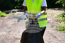 Село Свещари - инициатива "Зелен дъб" - пролетно почистване