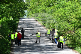 Село Свещари - инициатива "Зелен дъб" - пролетно почистване