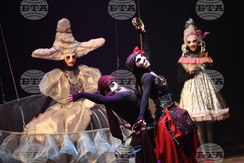 Благоевград - ДТ „Никола Вапцаров“ - „Рожденият ден на инфантата“ - генерална репетиция