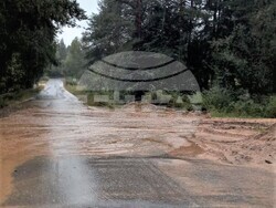 АПИ: Предприемат се мерки за укрепване на участъка от път III-606 Копривщица - Стрелч