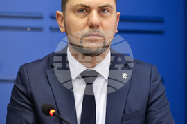 Национален пресклуб на БТА Пловдив - „Възраждане" - пресконференция - Иван Пенков