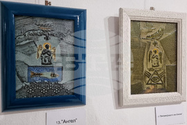 Ямбол - изложба - стъклени икони