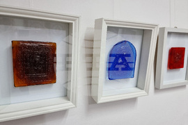 Ямбол - изложба - стъклени икони