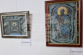 Ямбол - изложба - стъклени икони