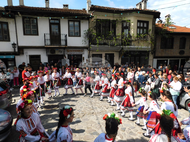 Велико Търново - Самоводска чаршия - лазарки