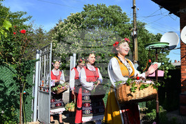 Село Конево - Лазаруване