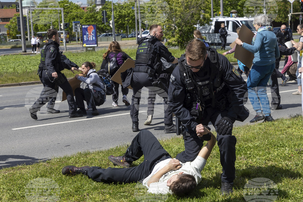 АПА: 42 членове на екоактивистката група "Последно поколение" са с повдигнати обвинения в Австрия