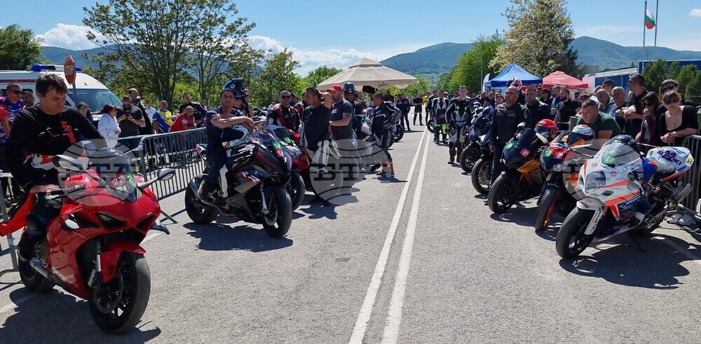 Велики Преслав - мотоциклетизъм - състезание