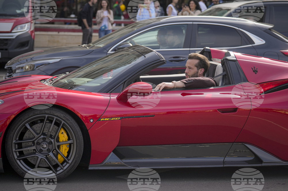 Тристан Тейт обяви, че възнамерява да напусне Румъния след победата на Никушор Дан на втория кръг на президентските избори