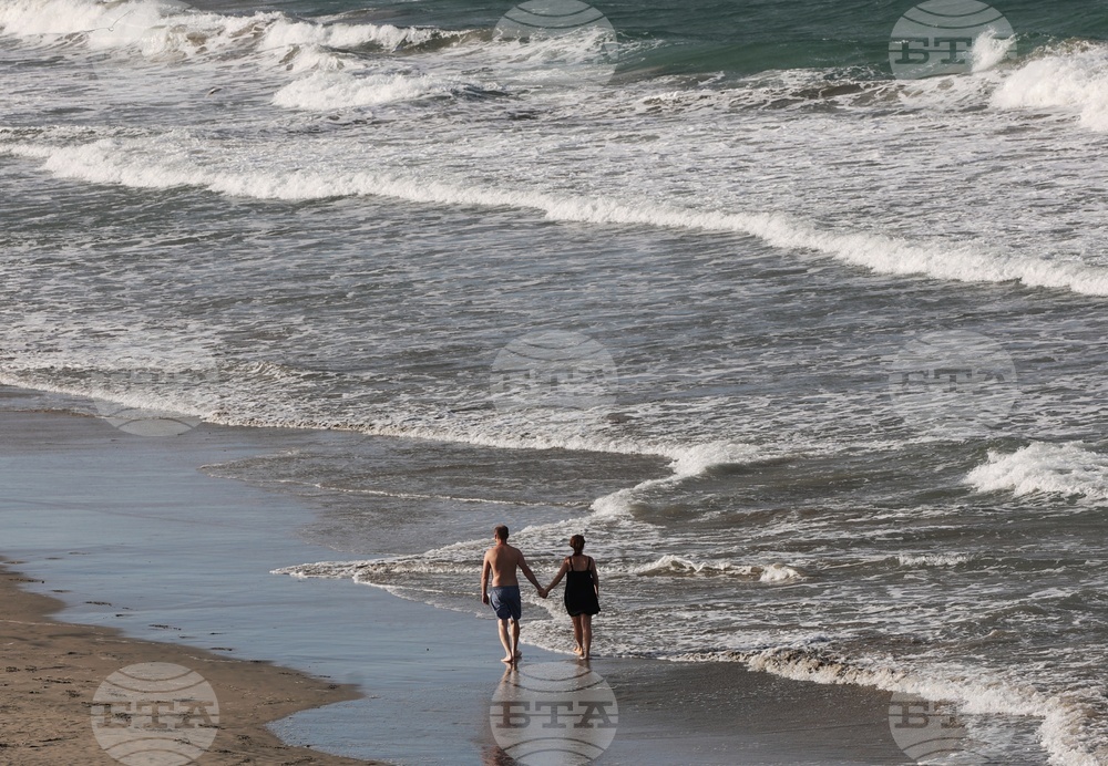 Environment Ministry Finds No Evidence of Pollution in Bulgaria's Territorial Waters in Black Sea