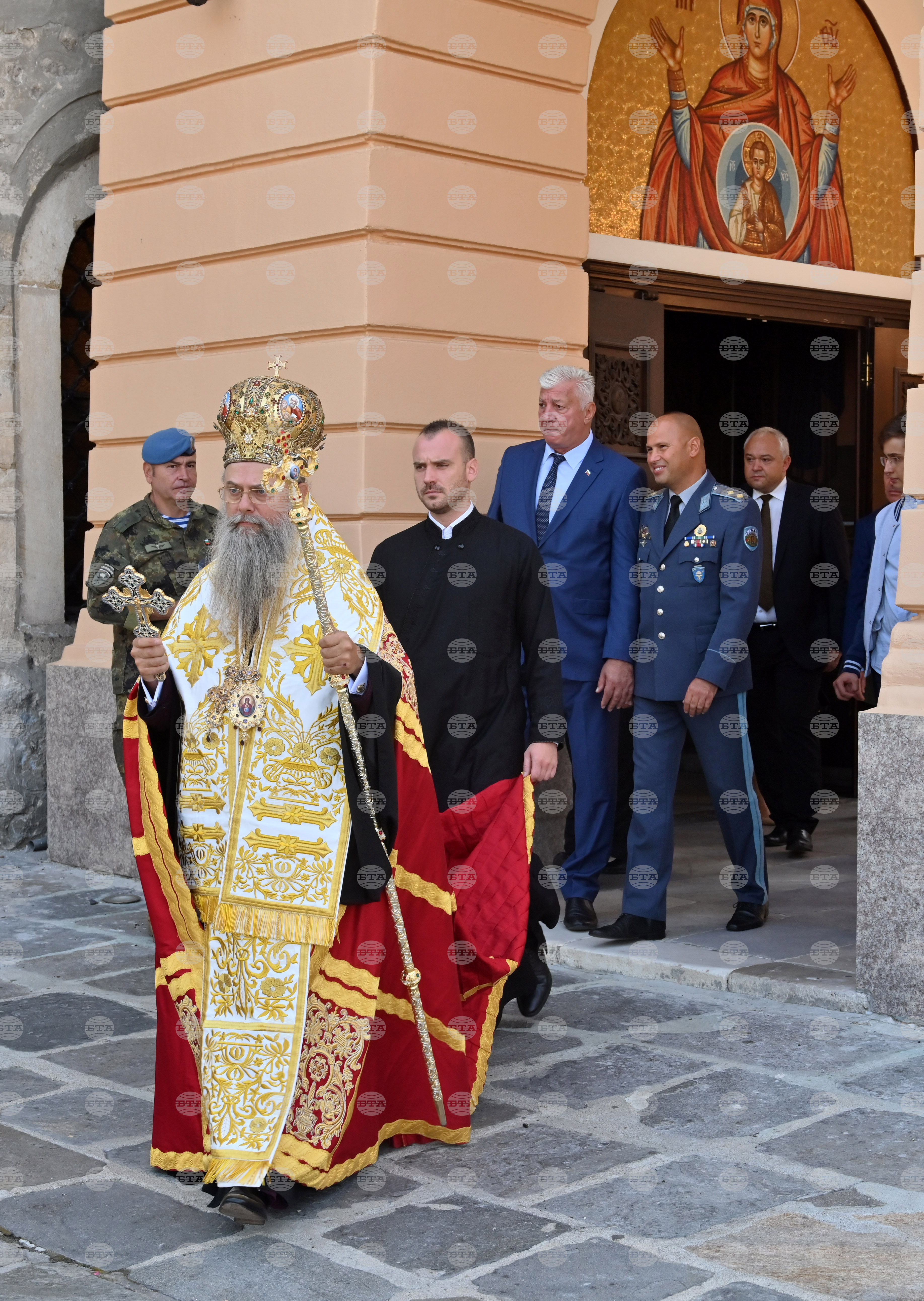 Пловдив - Митрополит Николай - тържествен молебен