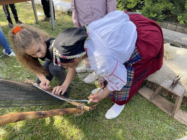 Село Ловчанци - „Духът на миналото - съхрани и предай на поколенията“ - фестивал