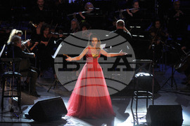 Бургас - Летен театър - музиката на QUEEN“