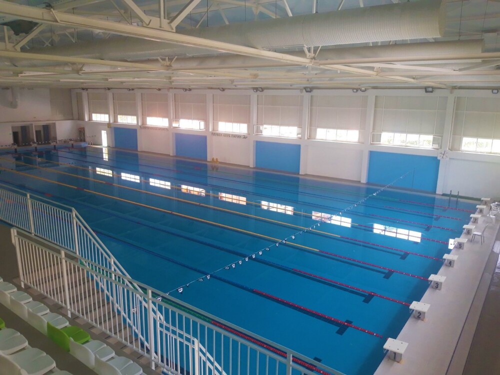 Закритият басейн в Благоевград посреща плувци след извършена профилактика и ремонт