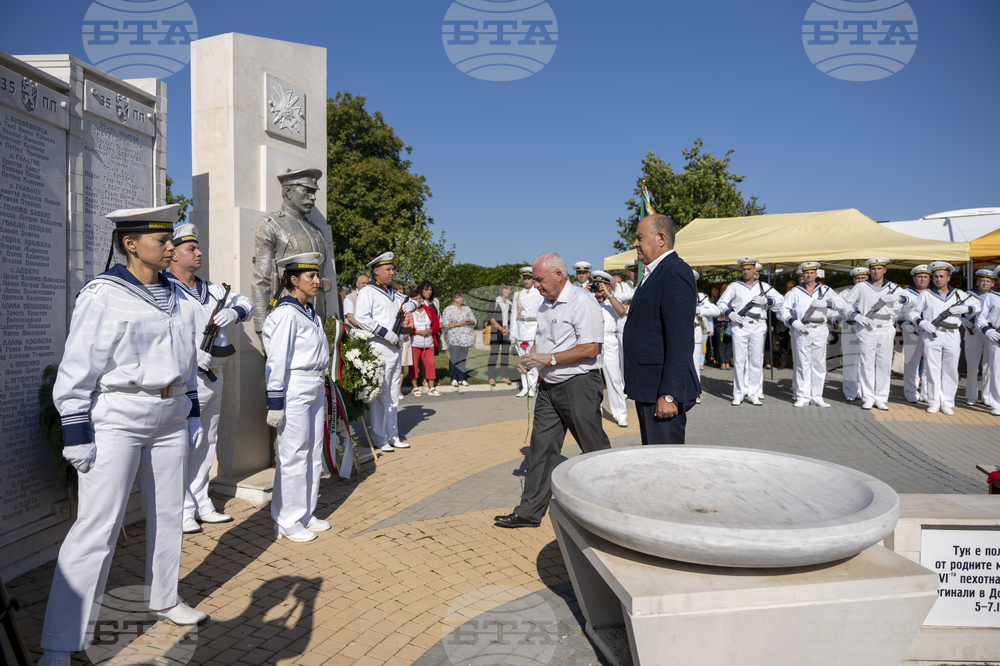  Село Козлодуйци - Мемориал на загиналите от VI пехотна Бдинска дивизия - Добричка епопея – Снимка: Александра Антонова