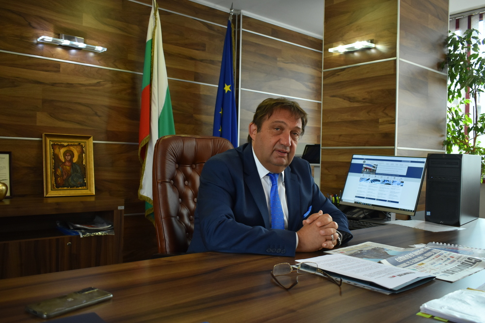 Министър Шишков ще се срещне със строителя на интерконектора Гърция – България