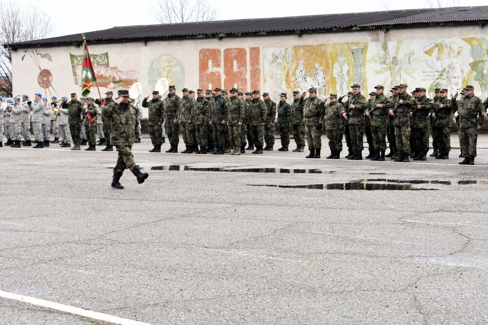Община Асеновград: Показ на въоръжение и техника в Асеновград