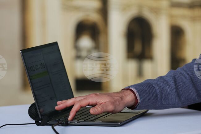 2.1% Growth in Business Services output in December 2024 M/M