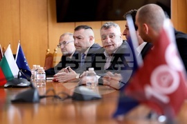 Университет за национално и световно стопанство (УНСС) - еврокомисар - визита