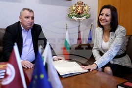 Университет за национално и световно стопанство (УНСС) - Илиана Иванова - визита