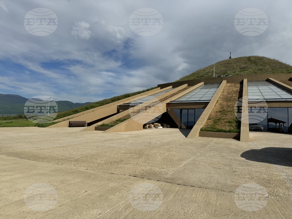 Казанлък - гробница Оструша