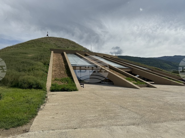 Казанлък - гробница Оструша