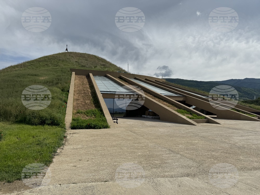 Казанлък - гробница Оструша