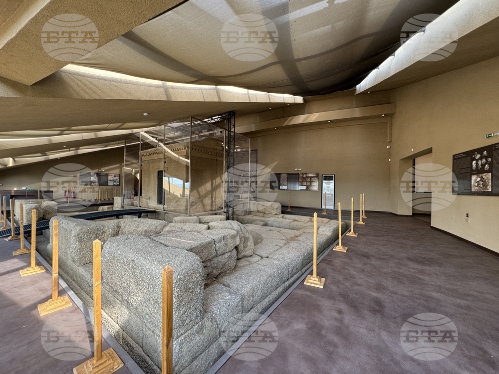 Казанлък - гробница Оструша