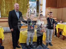 Снимка: Шах клуб "Сините камъни"