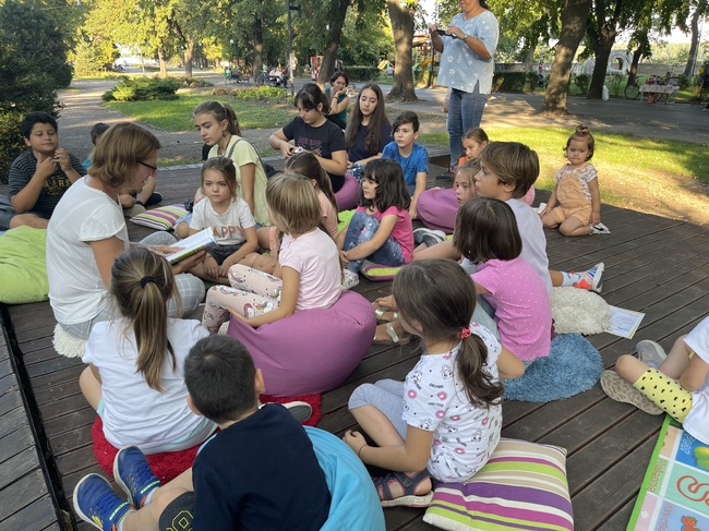 Откъси от книги на съвременни европейски автори четоха в Нощта на литературата